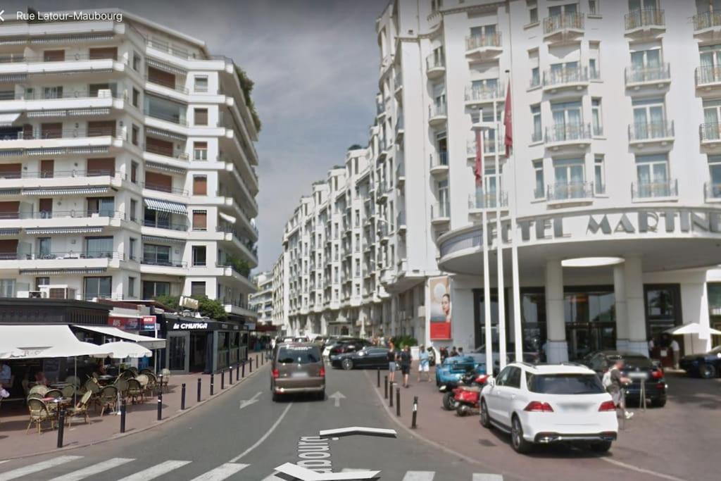 L'olivier - Croisette Martinez, Sur Cour, 1 Min *